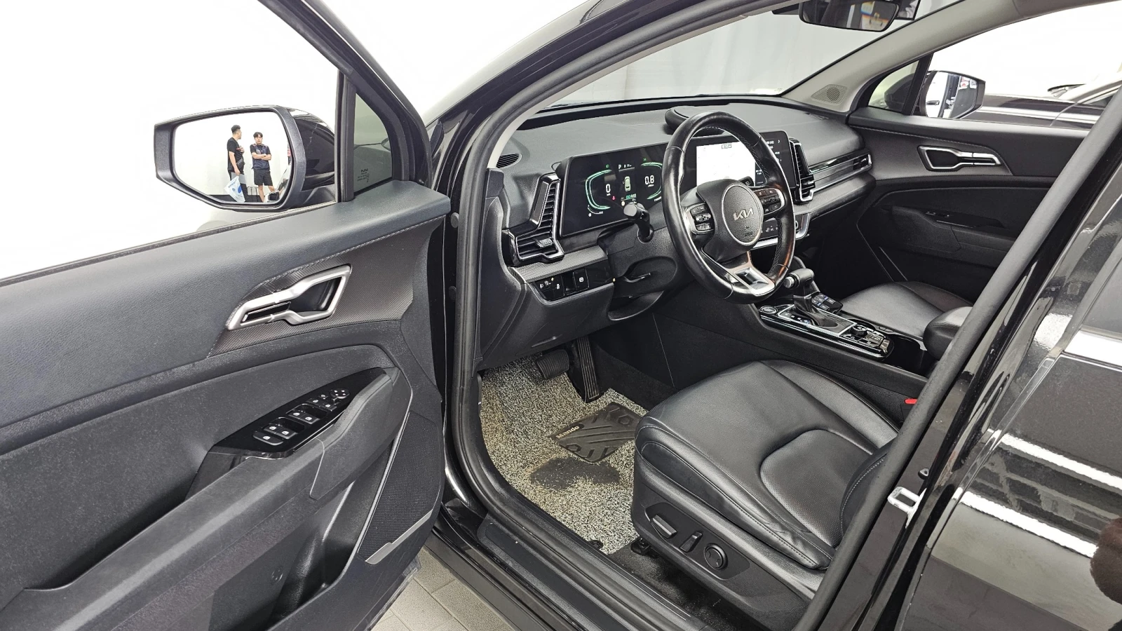 Kia Sportage 2.0 Diesel 2WD Prestige, снимка 9 - Автомобили и джипове - 55629319
