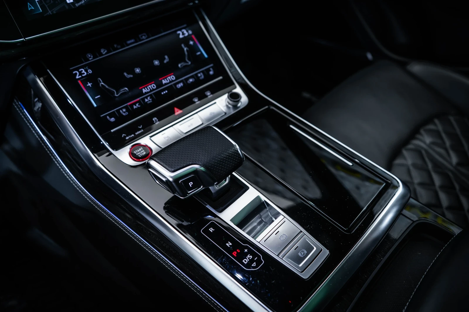 Audi Q8 4.0 TFSI* Pano* SoftClose* B&O* Full* ЛИЗИНГ, снимка 14 - Автомобили и джипове - 56022228