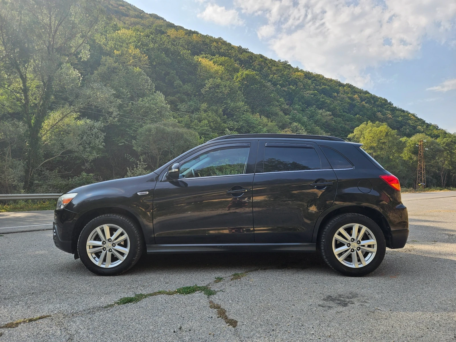 Mitsubishi ASX 1.8 DI-D 4x4, снимка 4 - Автомобили и джипове - 56043431