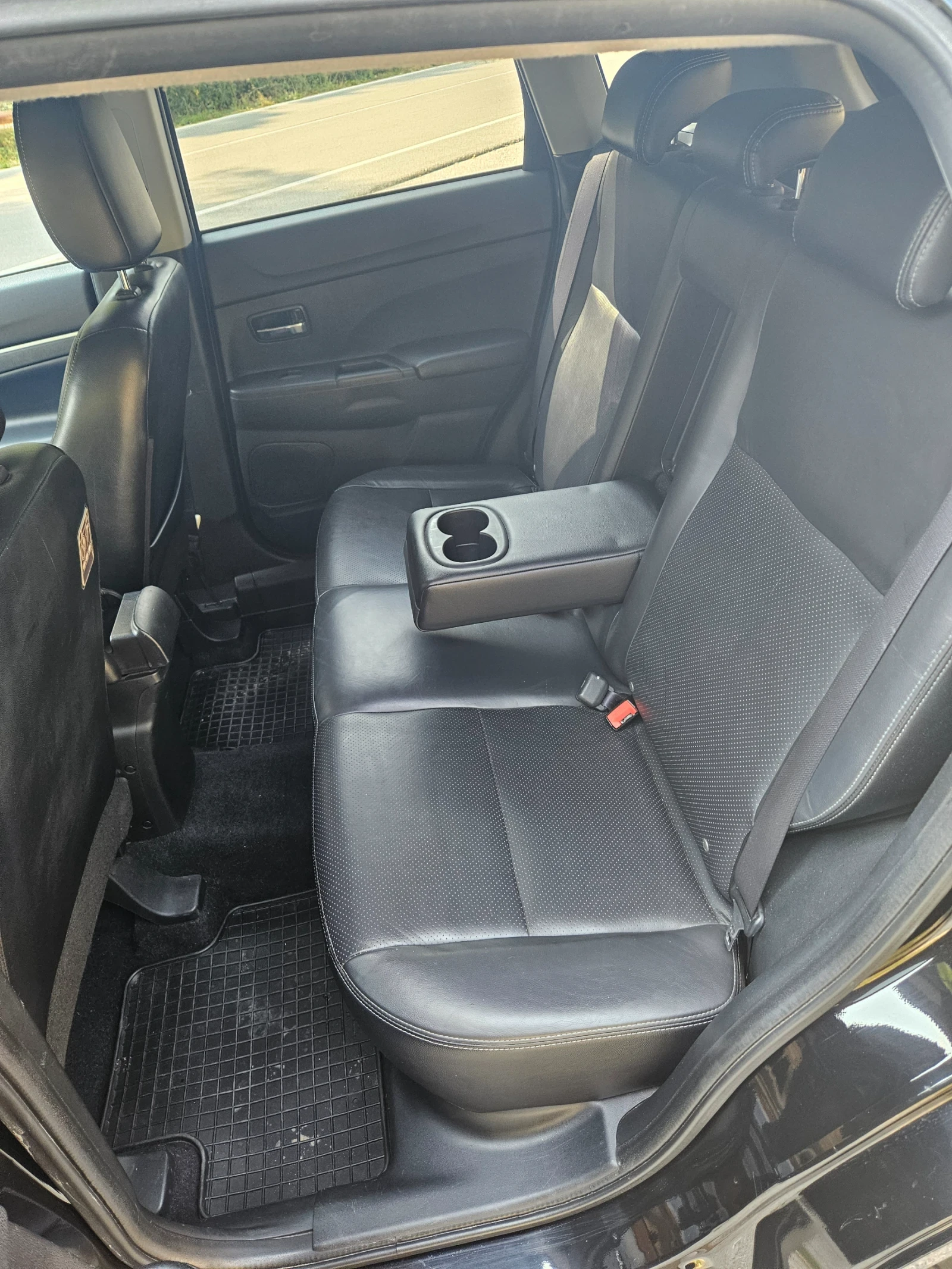 Mitsubishi ASX 1.8 DI-D 4x4, снимка 8 - Автомобили и джипове - 56043431