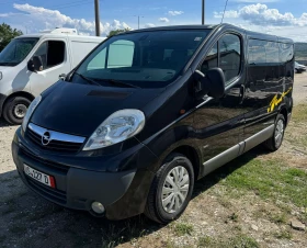 Opel Vivaro 2.0TDCI климатик 8+ 1, снимка 2