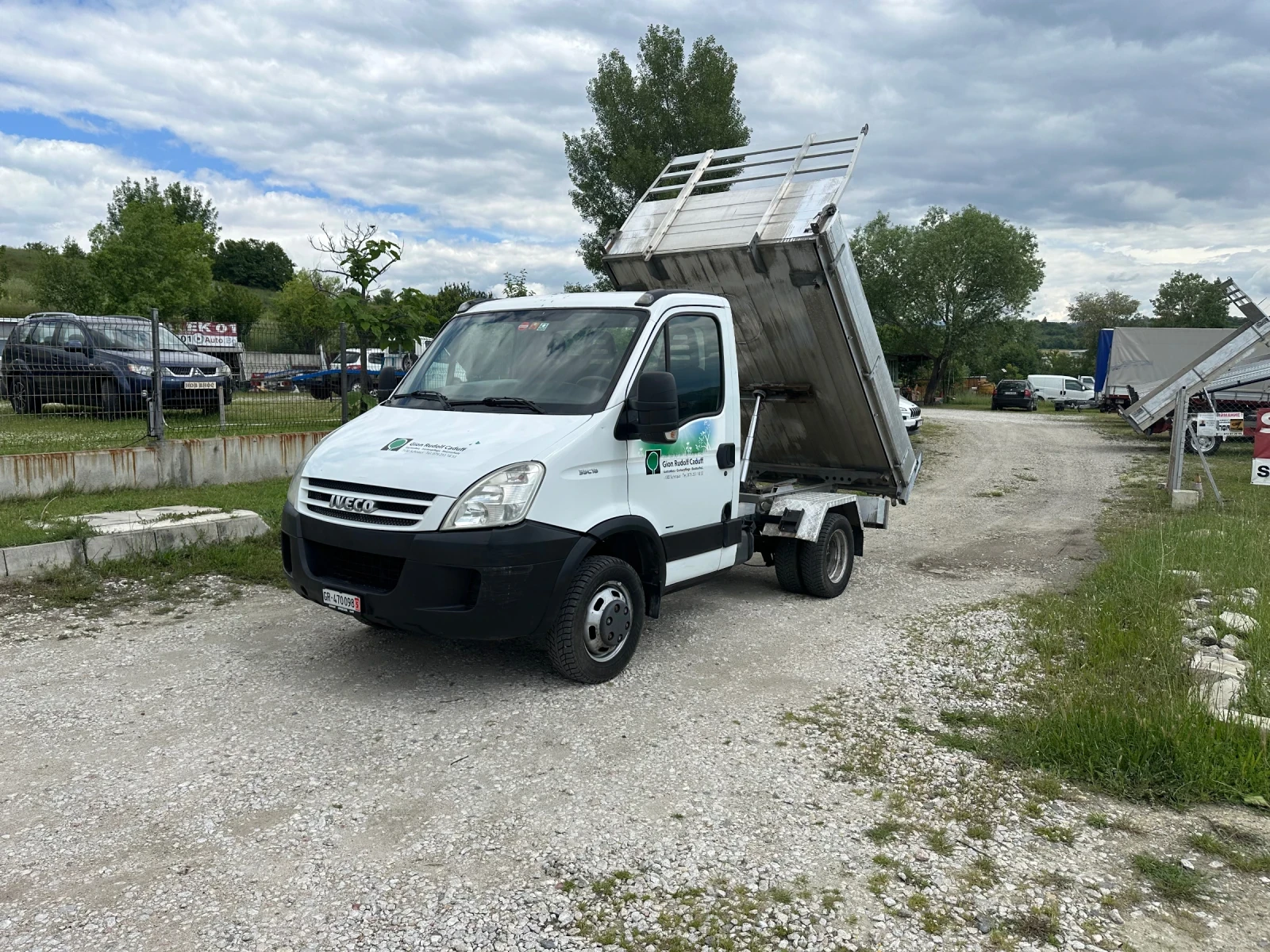 Iveco 35c18 Самосвал - изображение 2