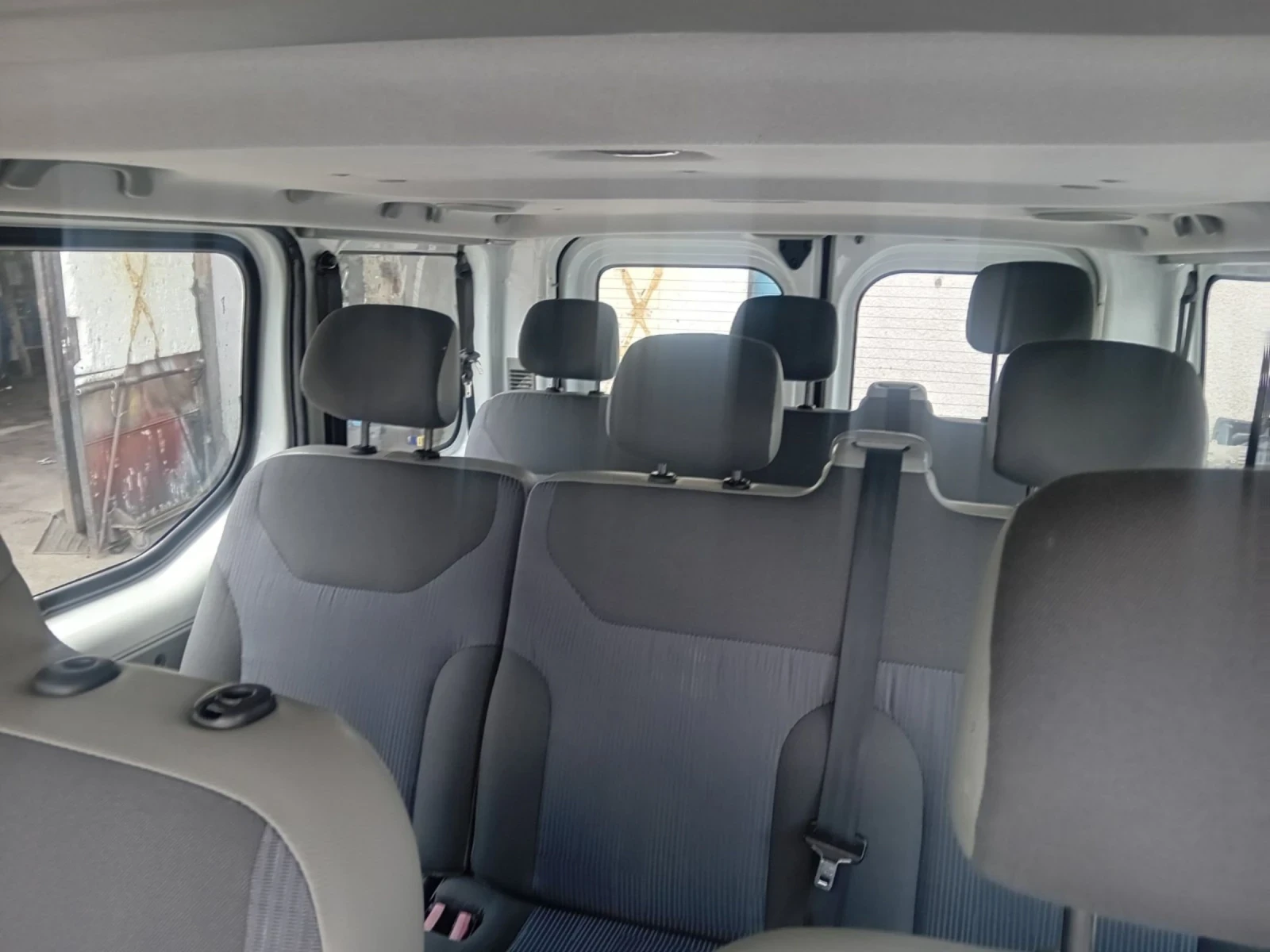 Opel Vivaro  - изображение 8