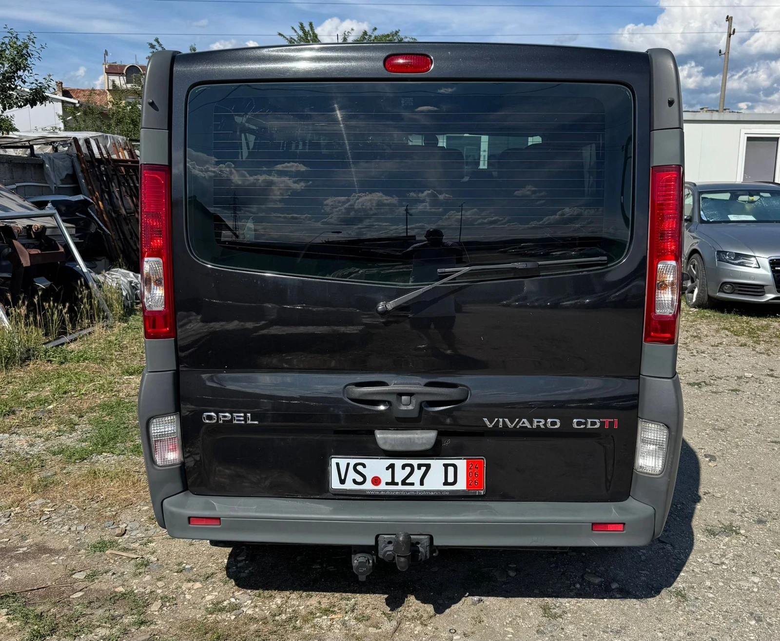 Opel Vivaro 2.0TDCI климатик 8+ 1, снимка 4 - Бусове и автобуси - 54838778