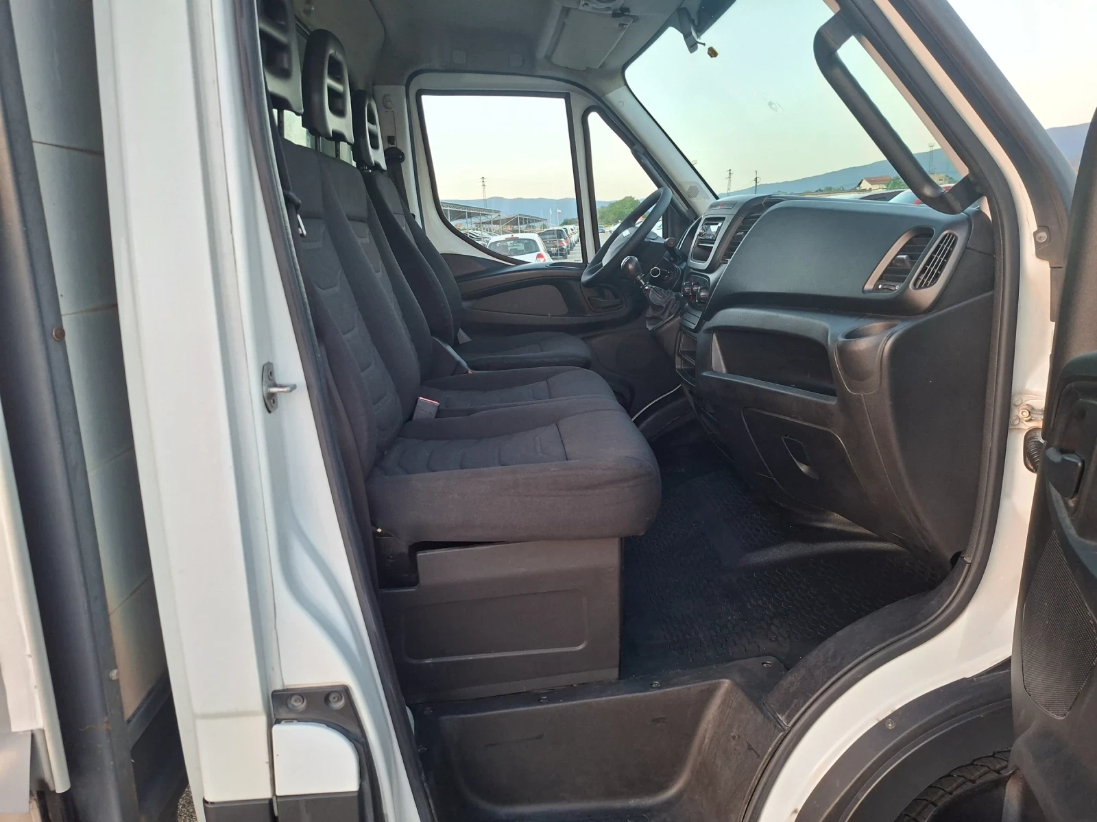 Iveco Daily 35C15, снимка 12 - Бусове и автобуси - 55135617