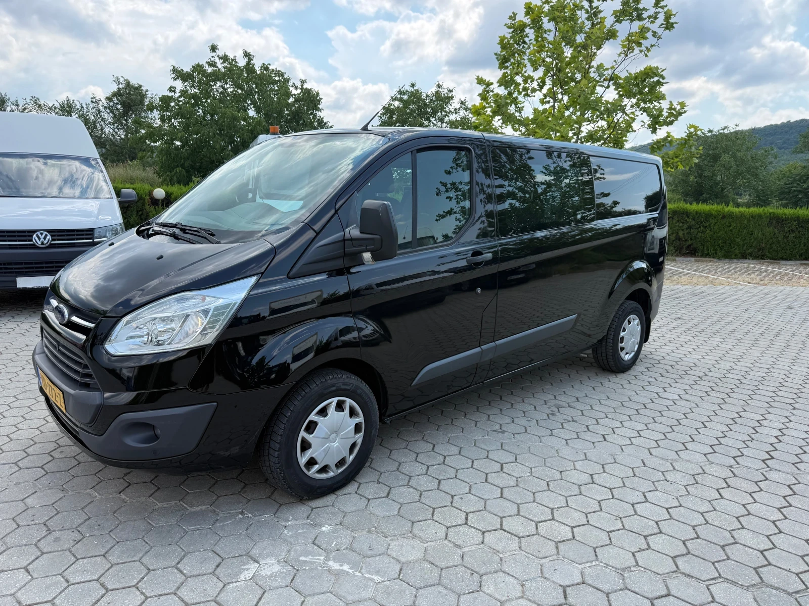 Ford Transit Custom 2.0, снимка 2 - Бусове и автобуси - 55136841