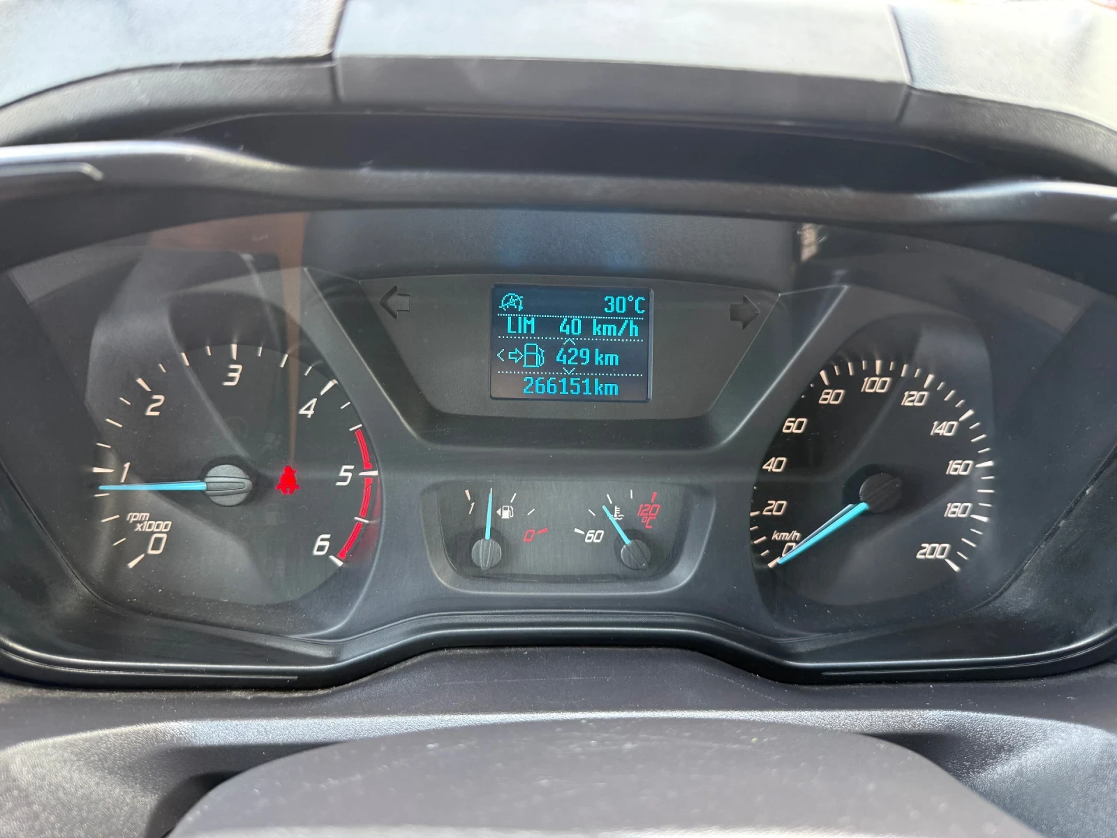Ford Transit Custom 2.0, снимка 17 - Бусове и автобуси - 55136841