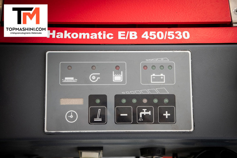 Други специализирани машини Друга за почистване на под на батерии Hako 450/530, снимка 8 - Индустриална техника - 42461866