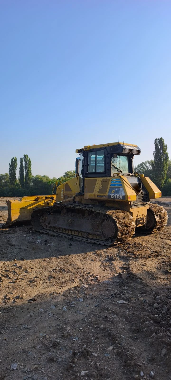 Булдозер Komatsu 61, снимка 4 - Индустриална техника - 56631806