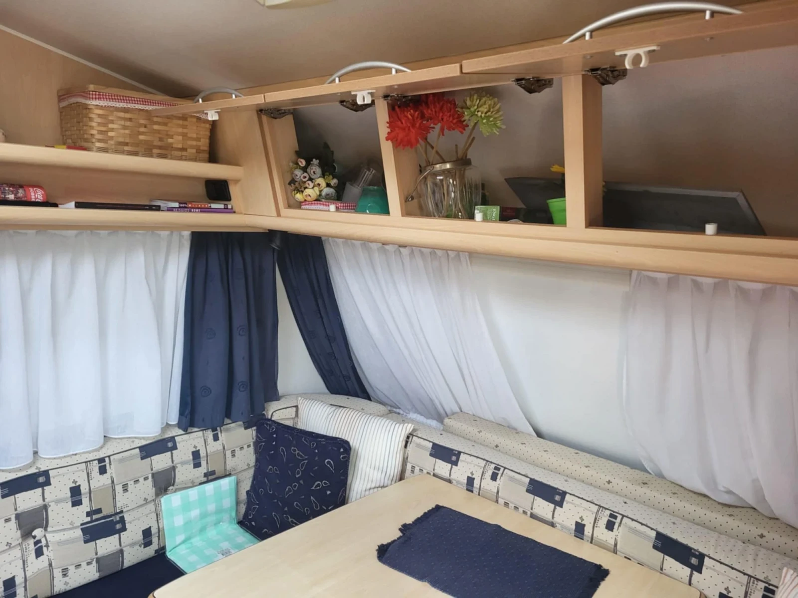 �������� Chateau | Mobile.bg � ����������� 13