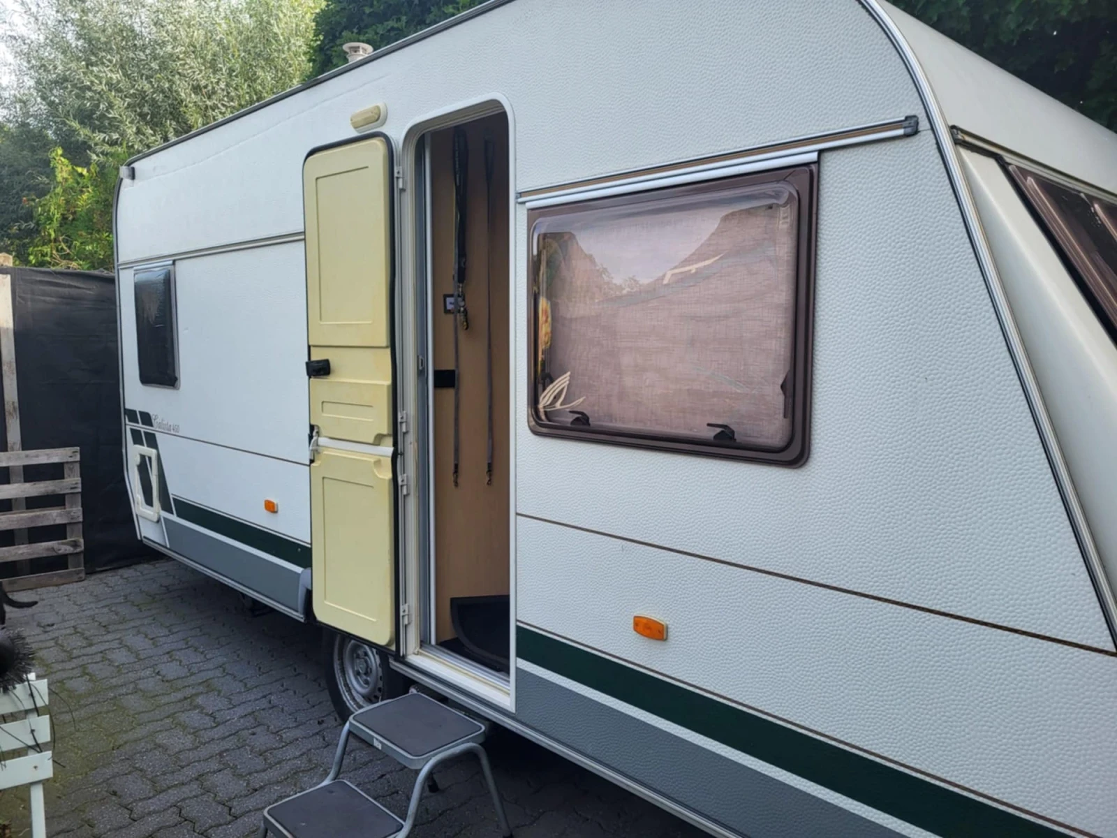 �������� Chateau | Mobile.bg � ����������� 6