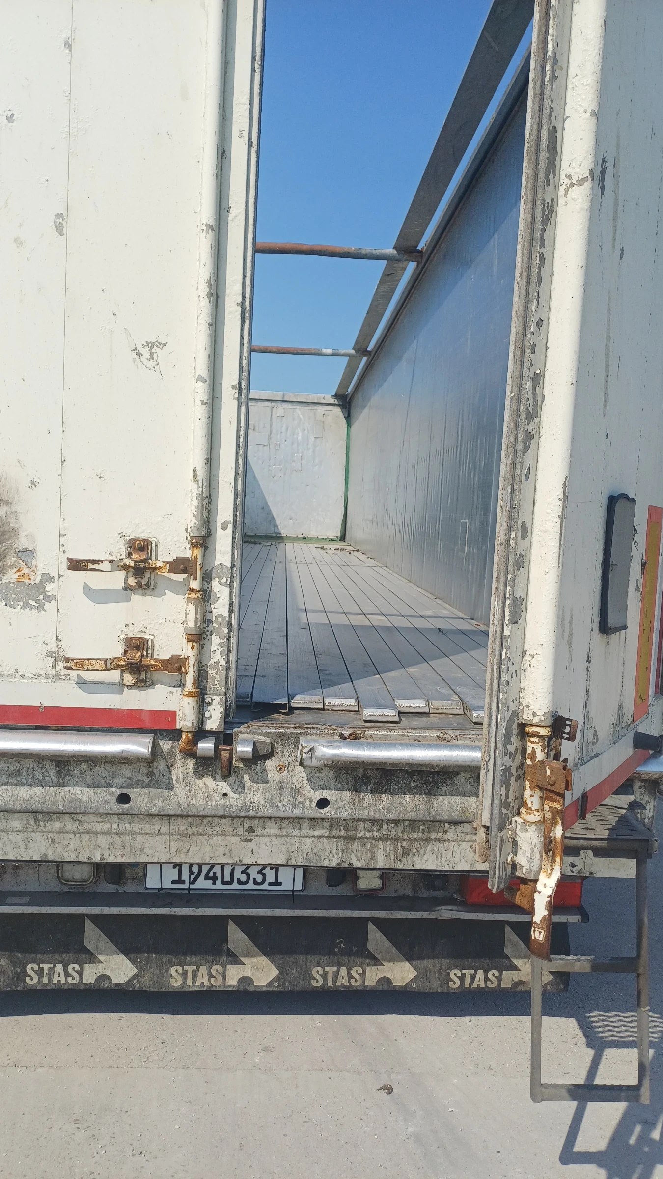 Полуремарке Stas Подвижен под 92м3, снимка 6 - Ремаркета - 55900538