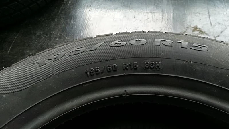 Гуми Летни 205/65R15, снимка 5 - Гуми и джанти - 25464589