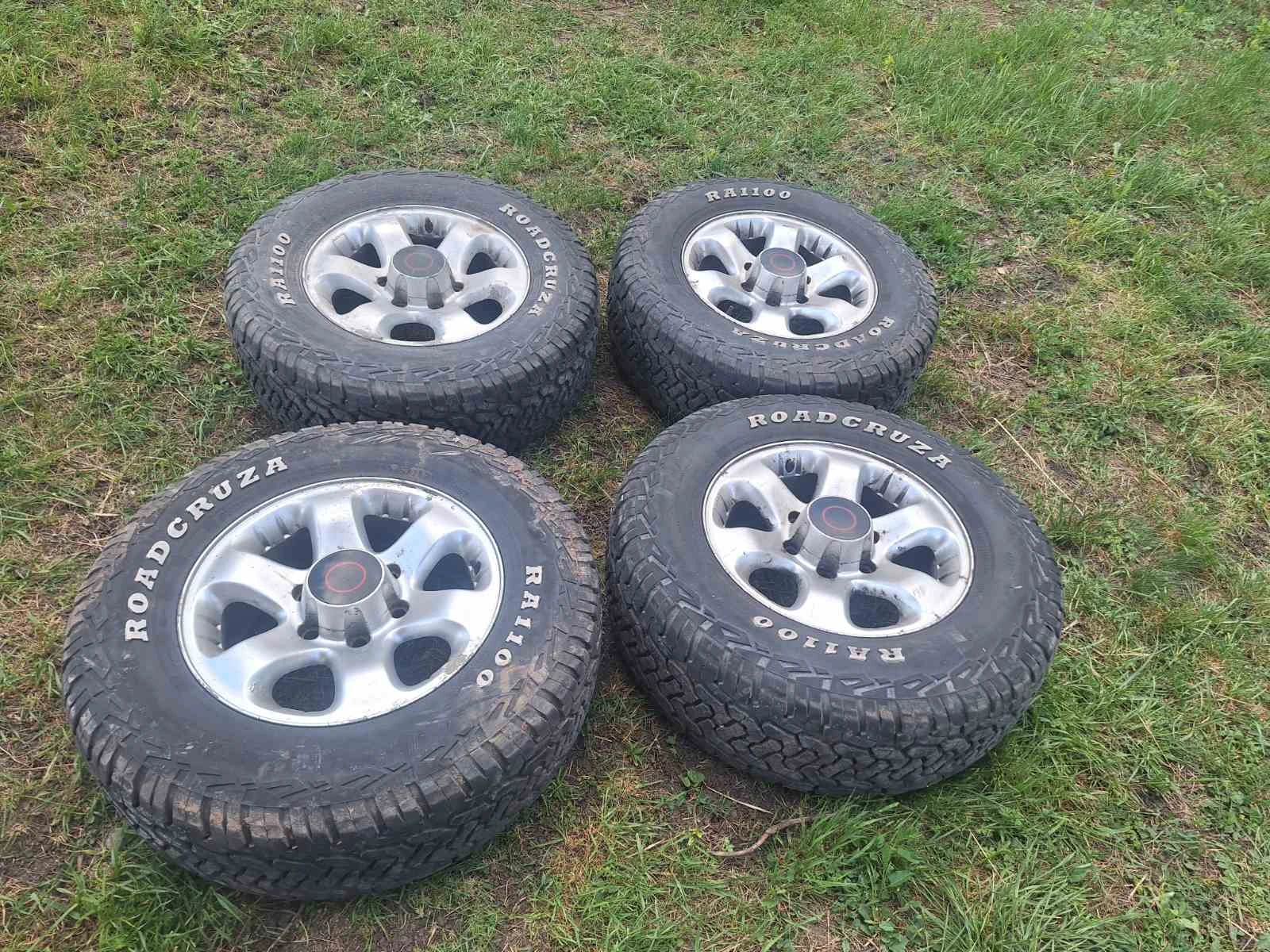 Гуми с джанти Други 245/70R16, снимка 3 - Гуми и джанти - 54946060