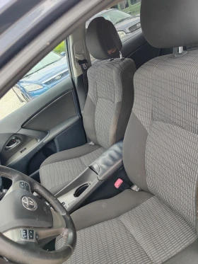 Toyota Avensis 2.2, 177к.с., снимка 11