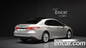 Toyota Camry SUNROOF / LEATHER SEATS / АВТОКРЕДИТ, снимка 2