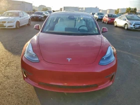 Tesla Model 3 CARFAX* КОжа* Подгрев* Keyless* NAVI - 19535 € / 38207.14 лв. - 99075044 5