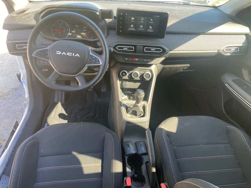 Dacia Jogger 1.0 Tce, снимка 9 - Автомобили и джипове - 46501809