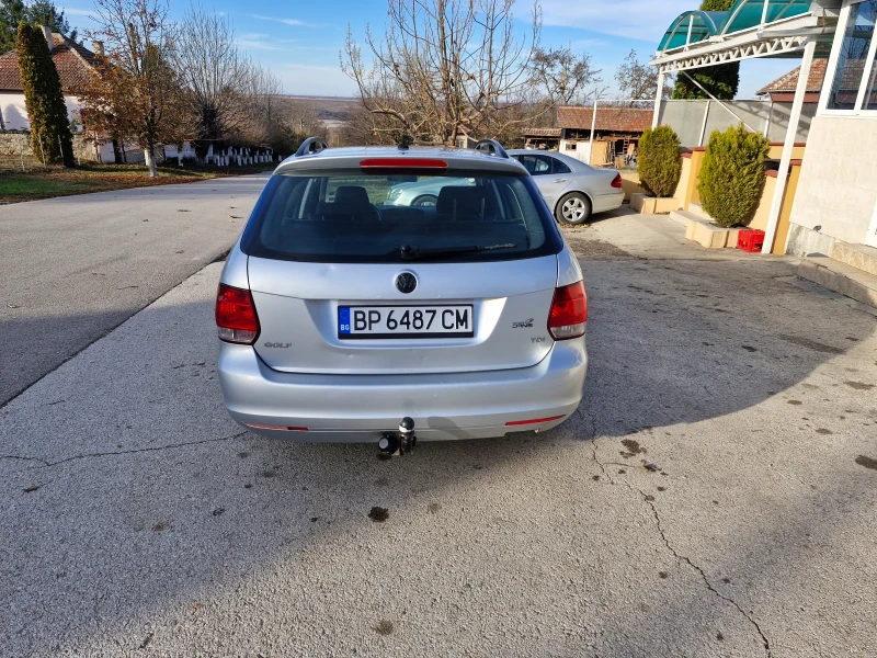 VW Golf 1.6TDI, снимка 5 - Автомобили и джипове - 48050533