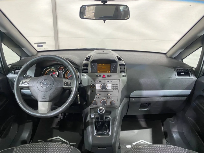 Opel Zafira 1.6i ГАС / МЕТАН * 7 места* , снимка 8 - Автомобили и джипове - 48817566