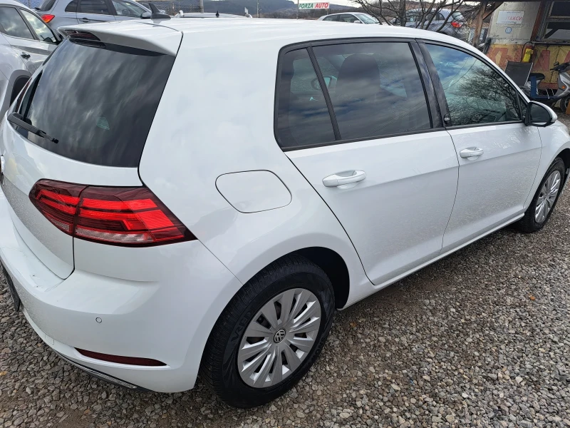 VW Golf 1.0 110ks 7+ , снимка 6 - Автомобили и джипове - 48880863