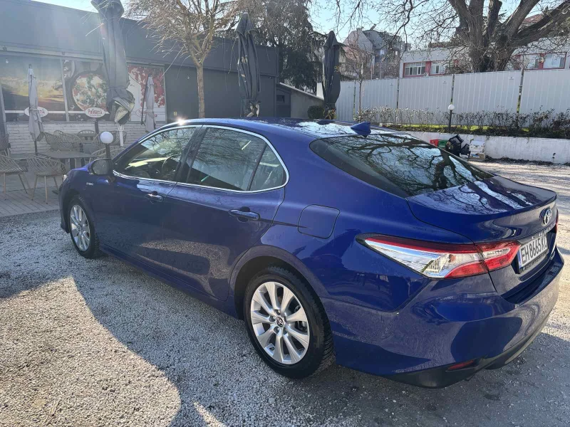 Toyota Camry, снимка 15 - Автомобили и джипове - 49300241