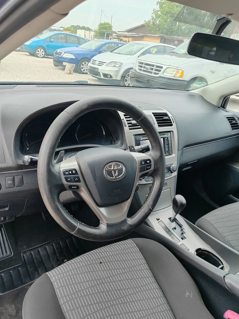 Toyota Avensis 2.2, 177к.с., снимка 13 - Автомобили и джипове - 51454429