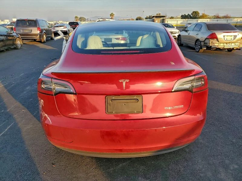 Tesla Model 3 CARFAX* КОжа* Подгрев* Keyless* NAVI, снимка 6 - Автомобили и джипове - 53126954