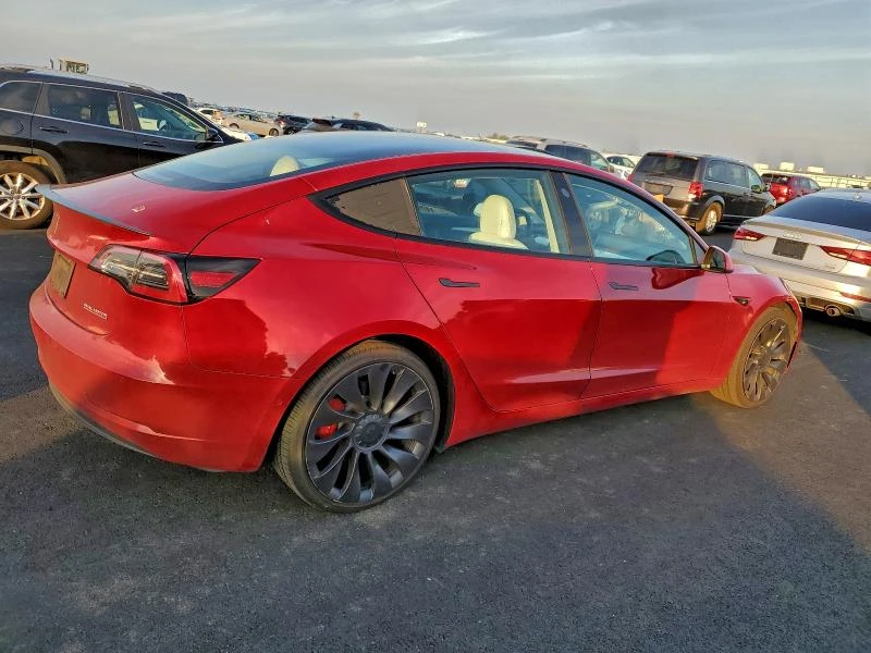 Tesla Model 3 CARFAX* КОжа* Подгрев* Keyless* NAVI, снимка 4 - Автомобили и джипове - 53126954