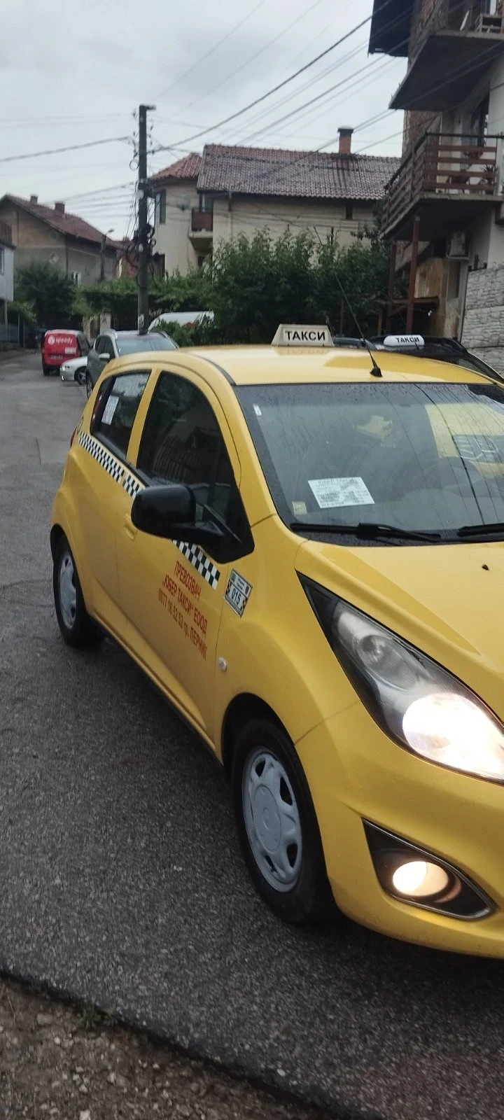 Chevrolet Spark, снимка 3 - Автомобили и джипове - 55124436