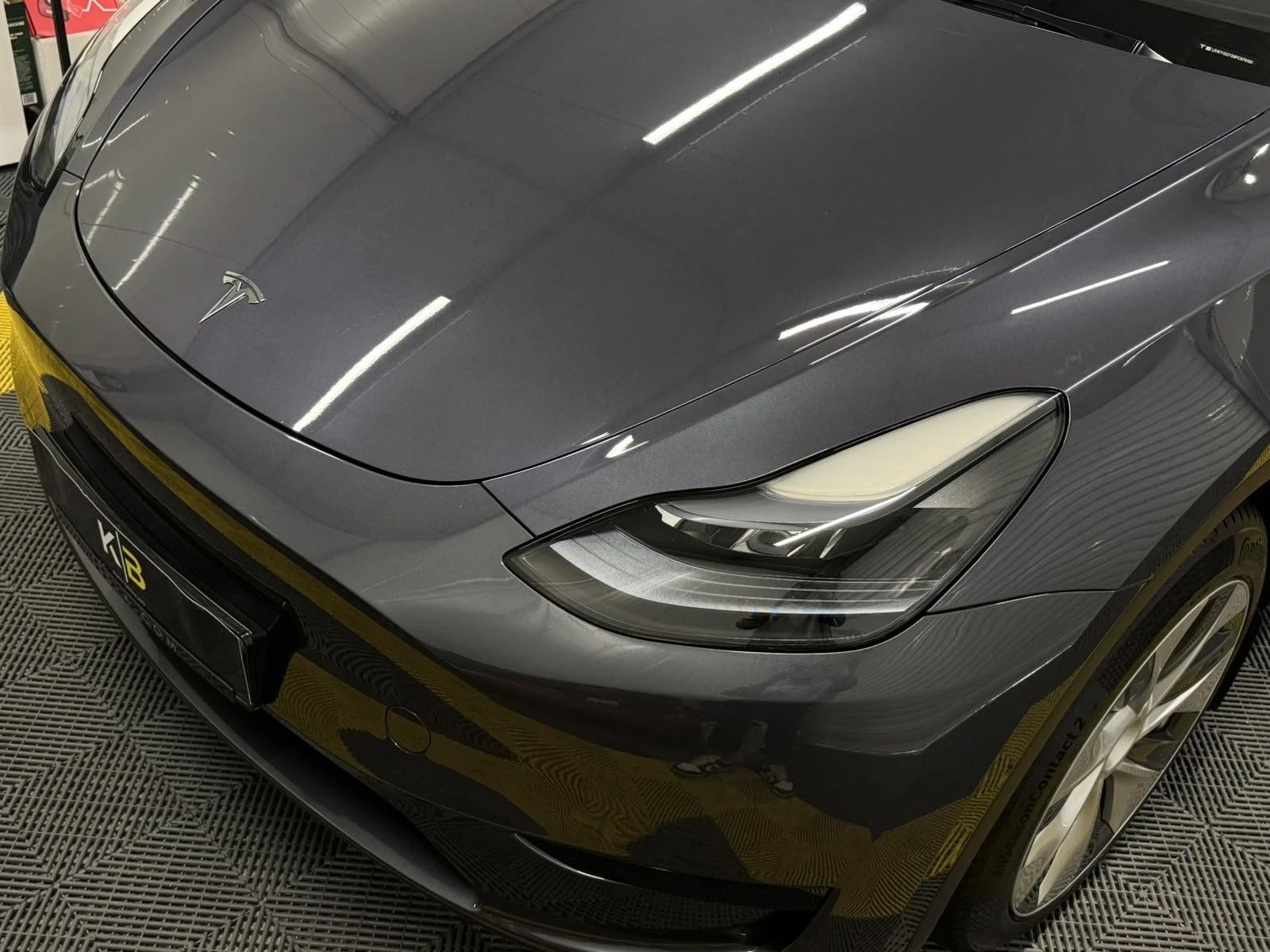 Tesla Model Y RWD, LFP, Premium Sound System - Гаранция до 2031г - изображение 3