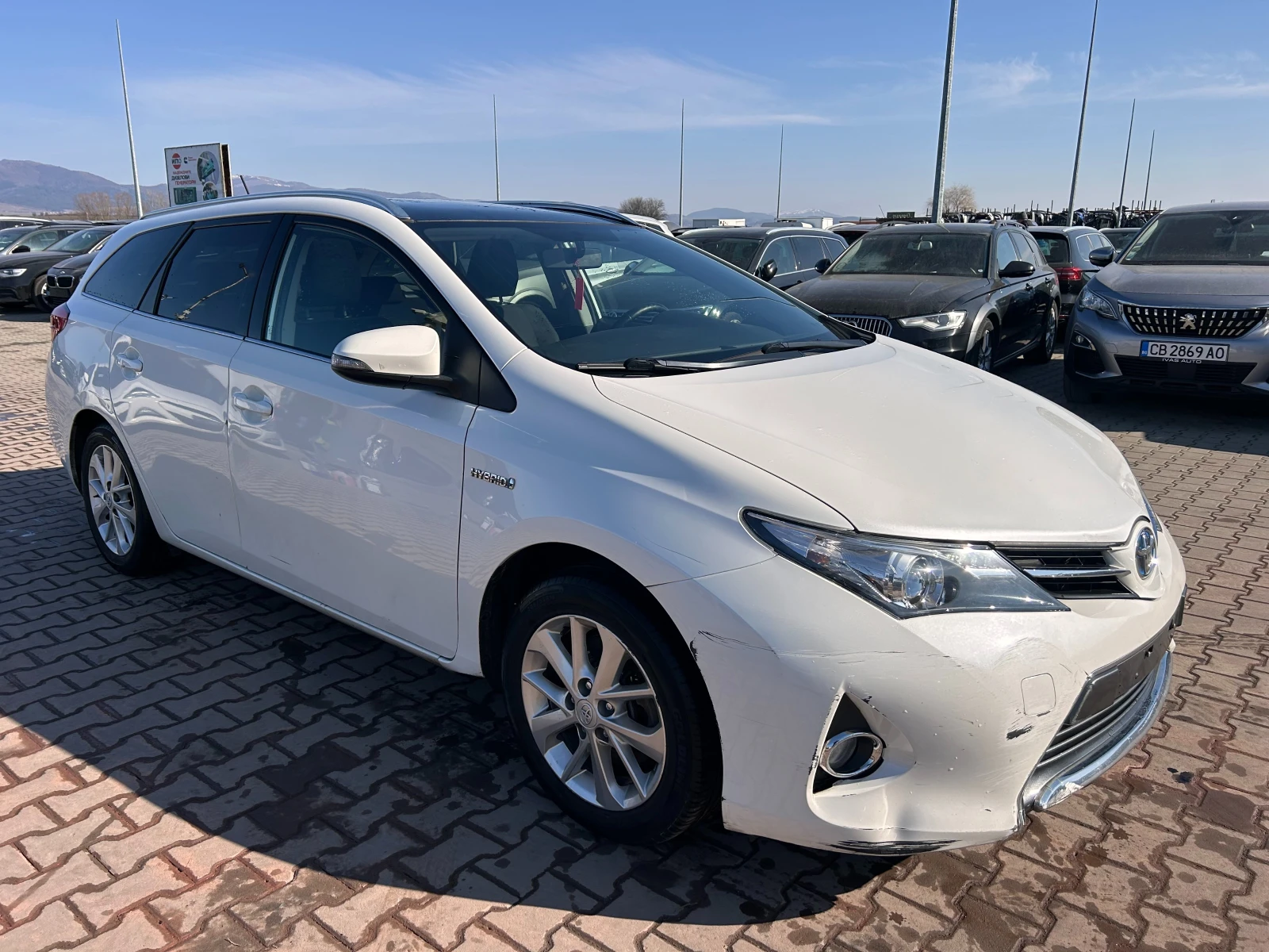 Toyota Auris 1.8HYBRID NAVI/PANORAMA/KAMERA  - изображение 4