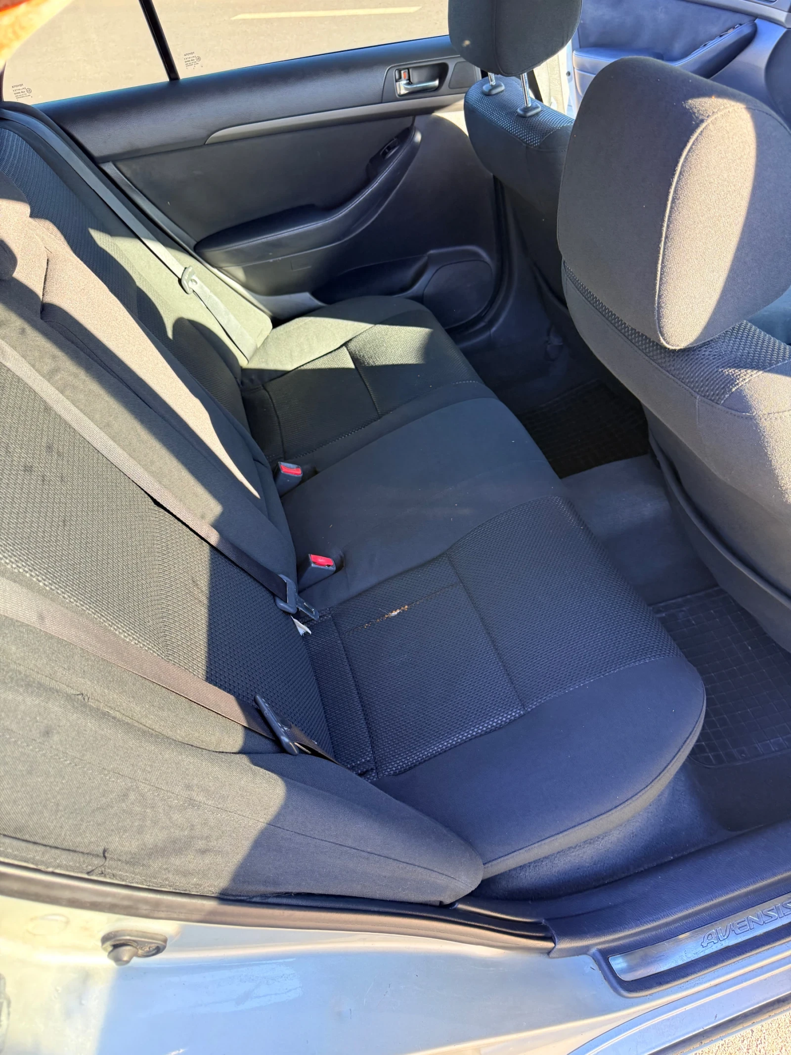 Toyota Avensis 2.0D NAVI - изображение 5