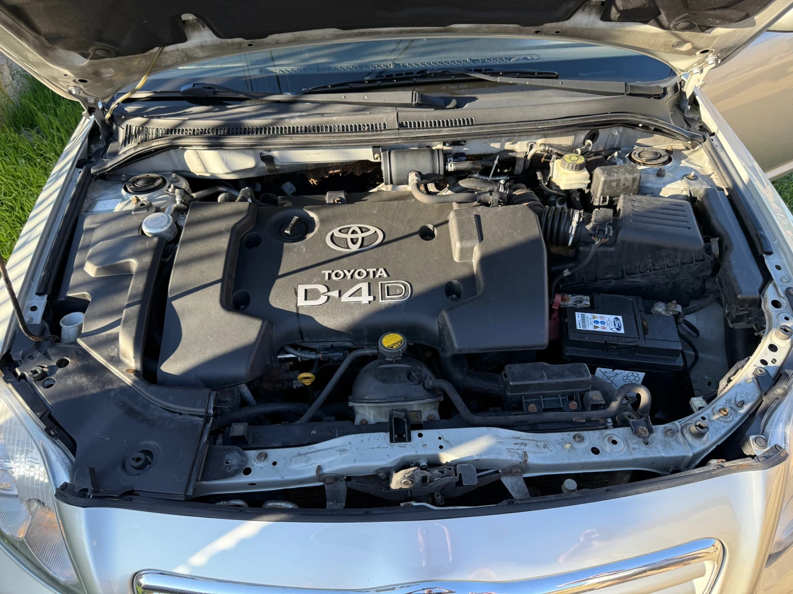 Toyota Avensis 2.0D NAVI - изображение 8