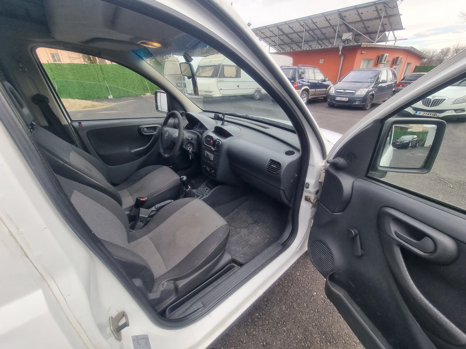 Opel Combo 1.3 d ТЕГЛИЧ ЕВРО 4 , снимка 13 - Автомобили и джипове - 53739827