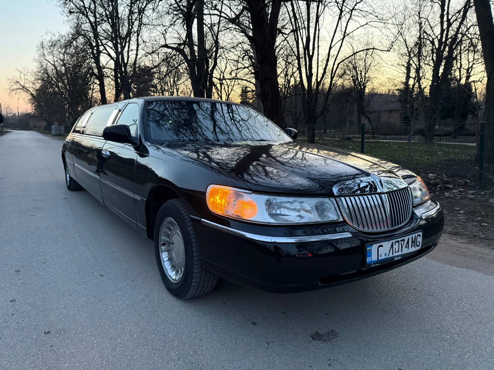Lincoln Town car 5.0i* V8 | Mobile.bg � ����������� 3