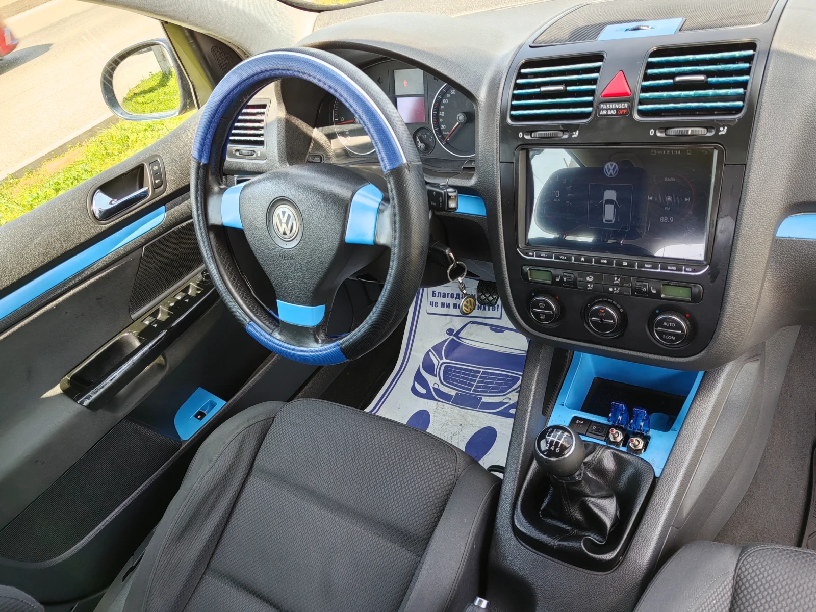 VW Golf 1.9tdi 105ps Navi, снимка 14 - Автомобили и джипове - 54228439