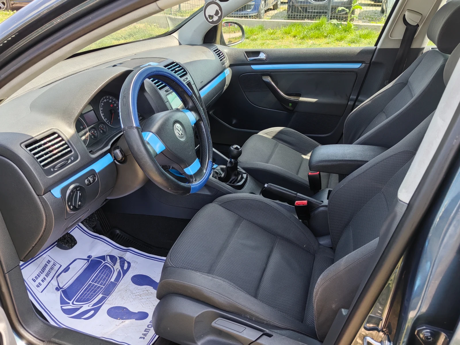 VW Golf 1.9tdi 105ps Navi, снимка 10 - Автомобили и джипове - 54228439