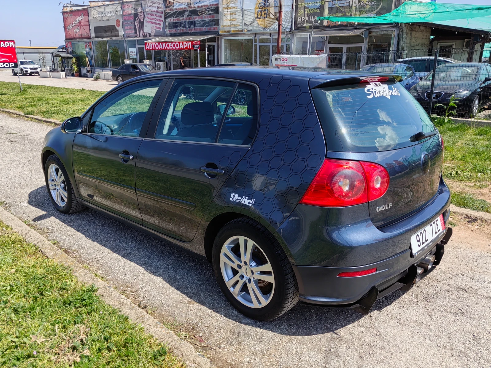 VW Golf 1.9tdi 105ps Navi, снимка 8 - Автомобили и джипове - 54228439