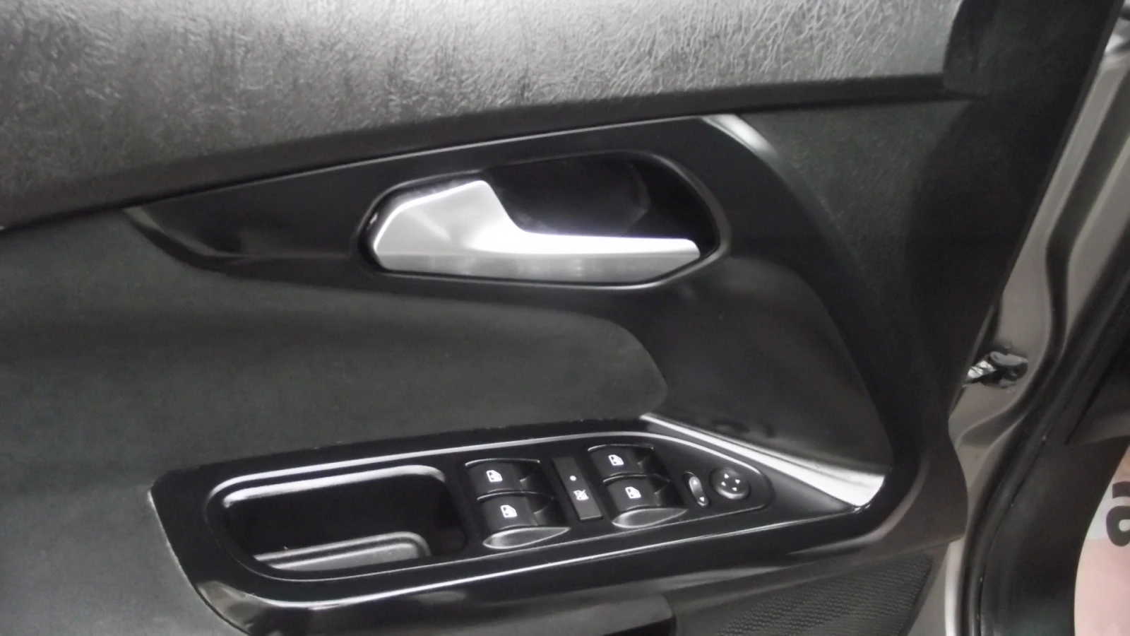 Fiat Tipo 1.6.d.120.k.c.6.speed.navi., снимка 13 - Автомобили и джипове - 54286406