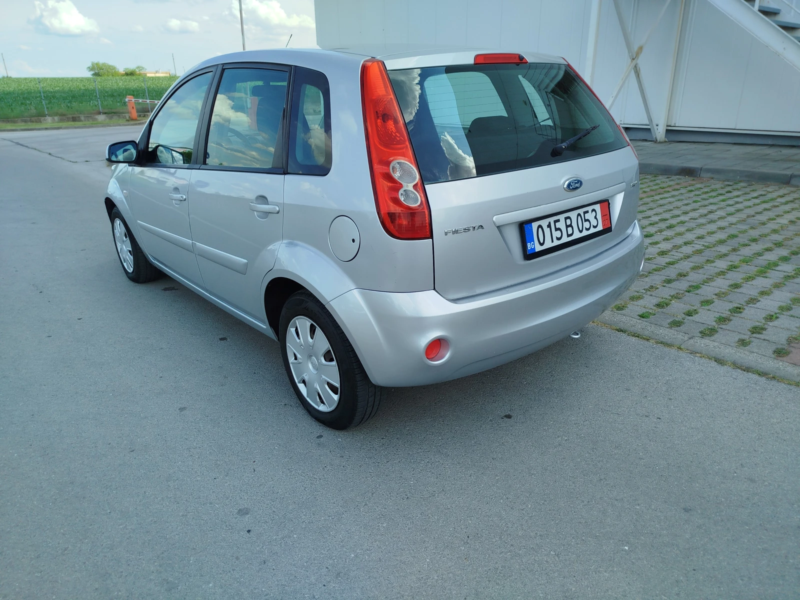 Ford Fiesta 1.4tdci-klimatik, снимка 4 - Автомобили и джипове - 54823995