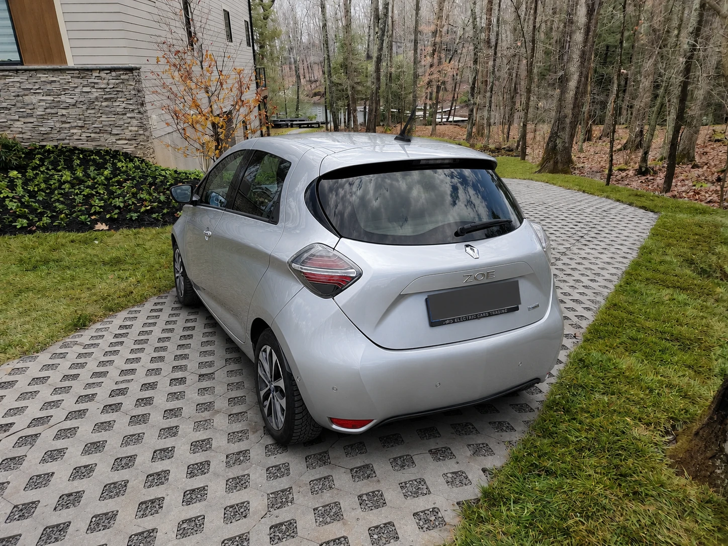 Renault Zoe Intens 52 kWh, снимка 4 - Автомобили и джипове - 55000715