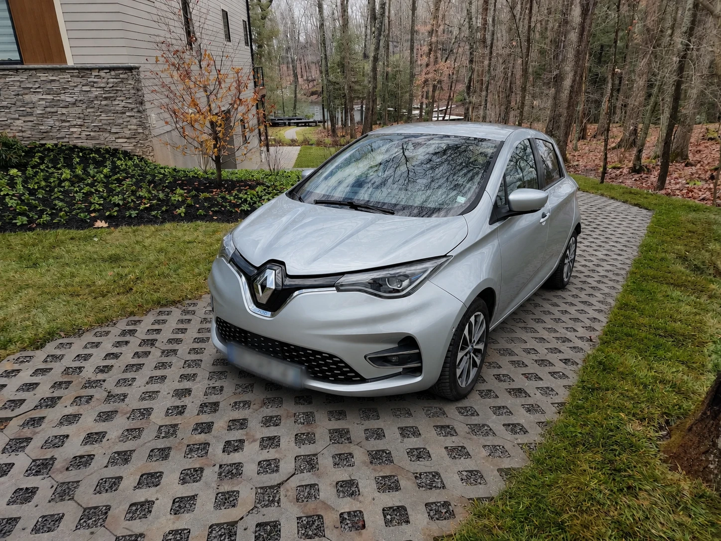 Renault Zoe Intens 52 kWh, снимка 2 - Автомобили и джипове - 55000715