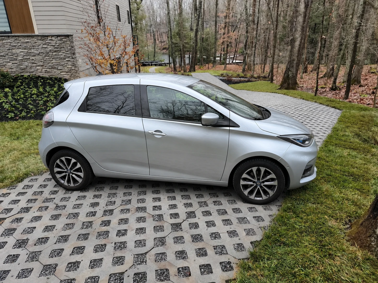 Renault Zoe Intens 52 kWh, снимка 7 - Автомобили и джипове - 55000715
