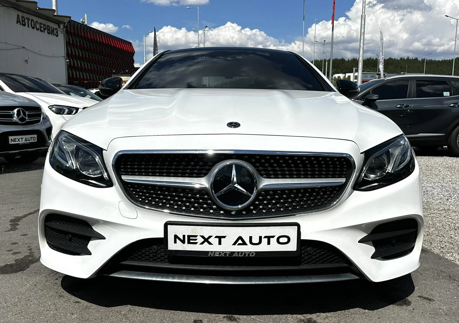 Mercedes-Benz E 220 CDI 194HP AMG HUD PANO CAMERA CARPLAY BLIND SPOT, снимка 2 - Автомобили и джипове - 55940772