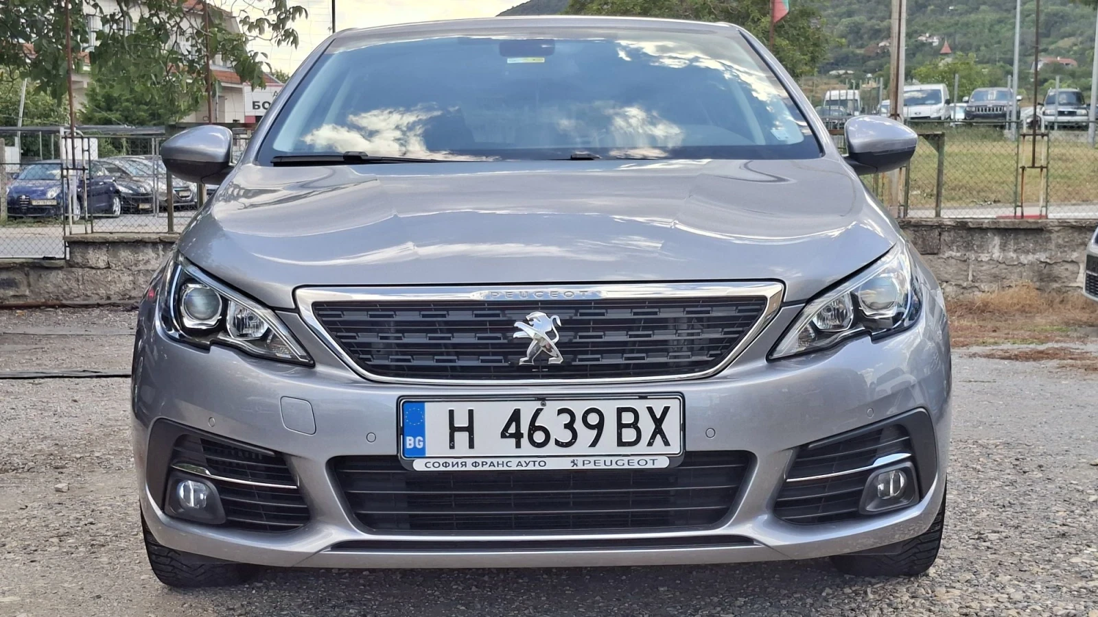Peugeot 308 1.5 Blue HDI 130kc, снимка 8 - Автомобили и джипове - 55966850