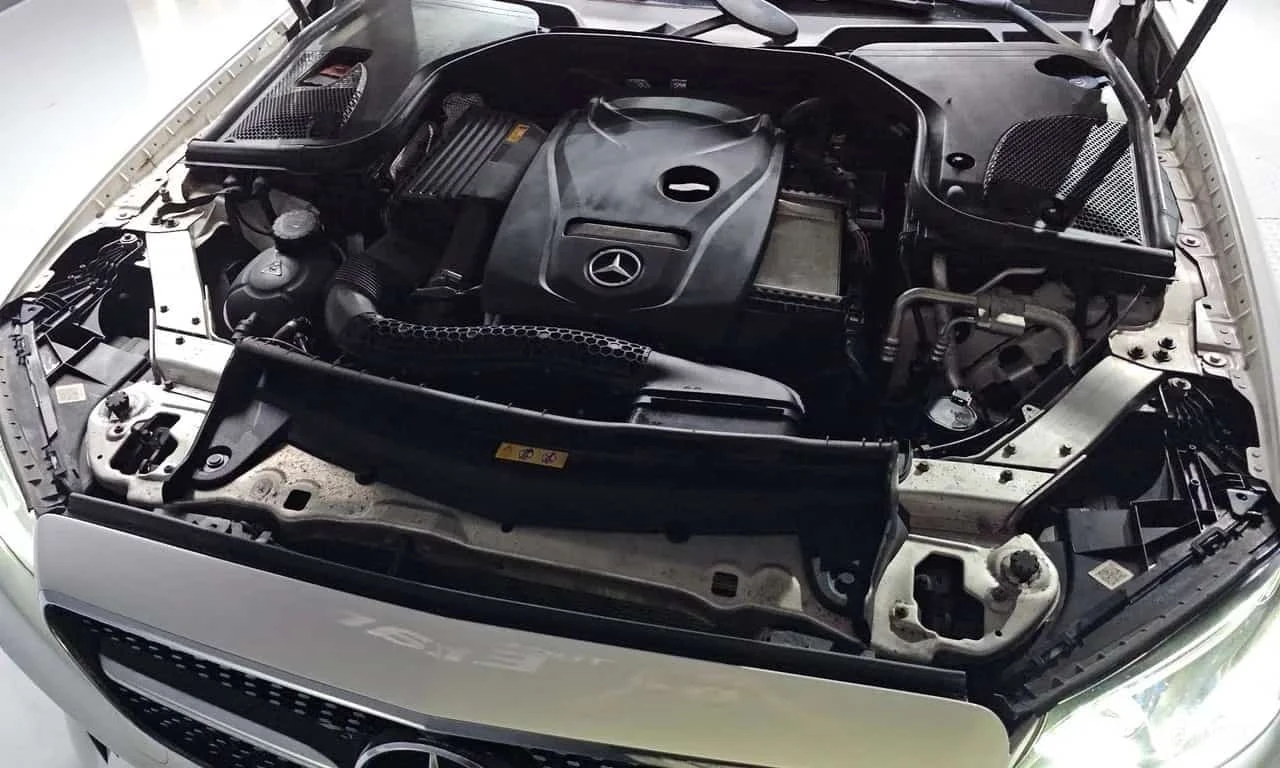 Mercedes-Benz E 300 * E300 4MATIC AMG Line * , снимка 6 - Автомобили и джипове - 56735734
