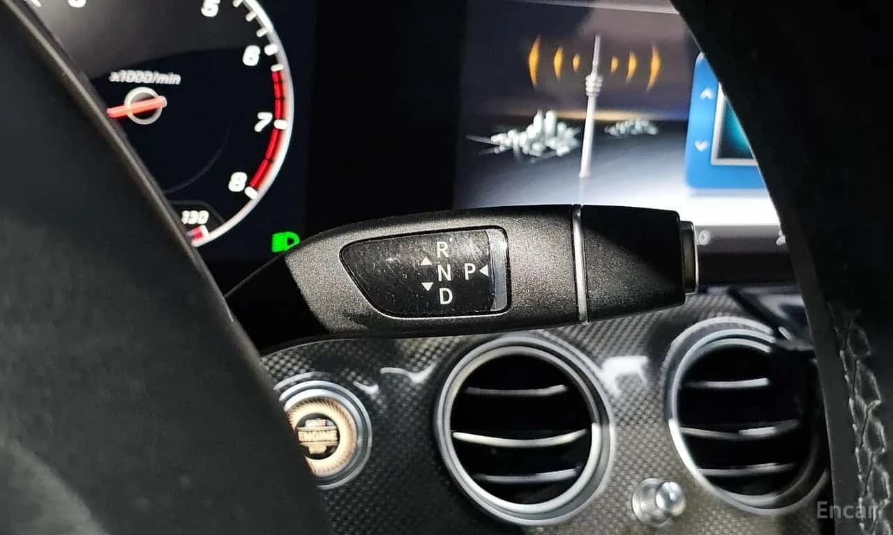 Mercedes-Benz E 300 * E300 4MATIC AMG Line * , снимка 9 - Автомобили и джипове - 56735734