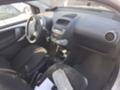Toyota Aygo 1.0i, снимка 9 - Автомобили и джипове - 17759402