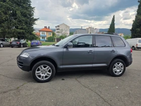 VW Touareg 3.2 Бензин/Газ НА ПРОЖИНИ , Кожа, Подгрев 4х4, снимка 2